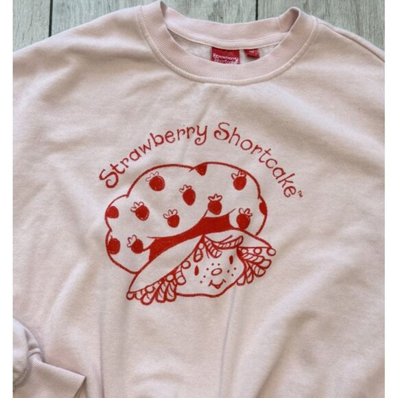 Strawberry Shortcake Womens Sweatshirt Size S Pink Crewneck Nostalgia - Picture 3 of 8